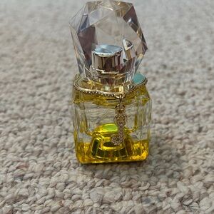 Juicy Couture Crystal Cap Perfume with Gold Charm